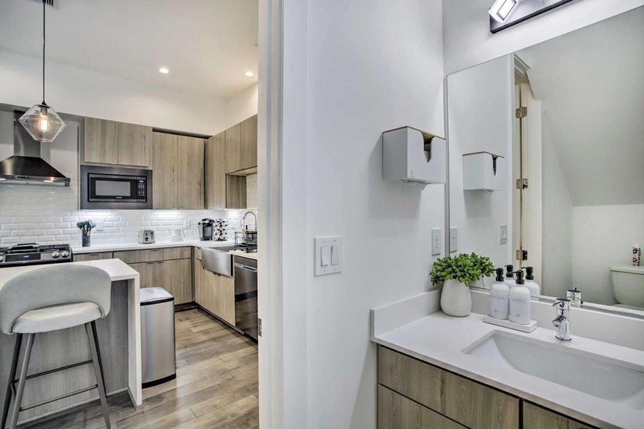 Newly-Built Luxury Galleria Area Townhome! Houston Bagian luar foto