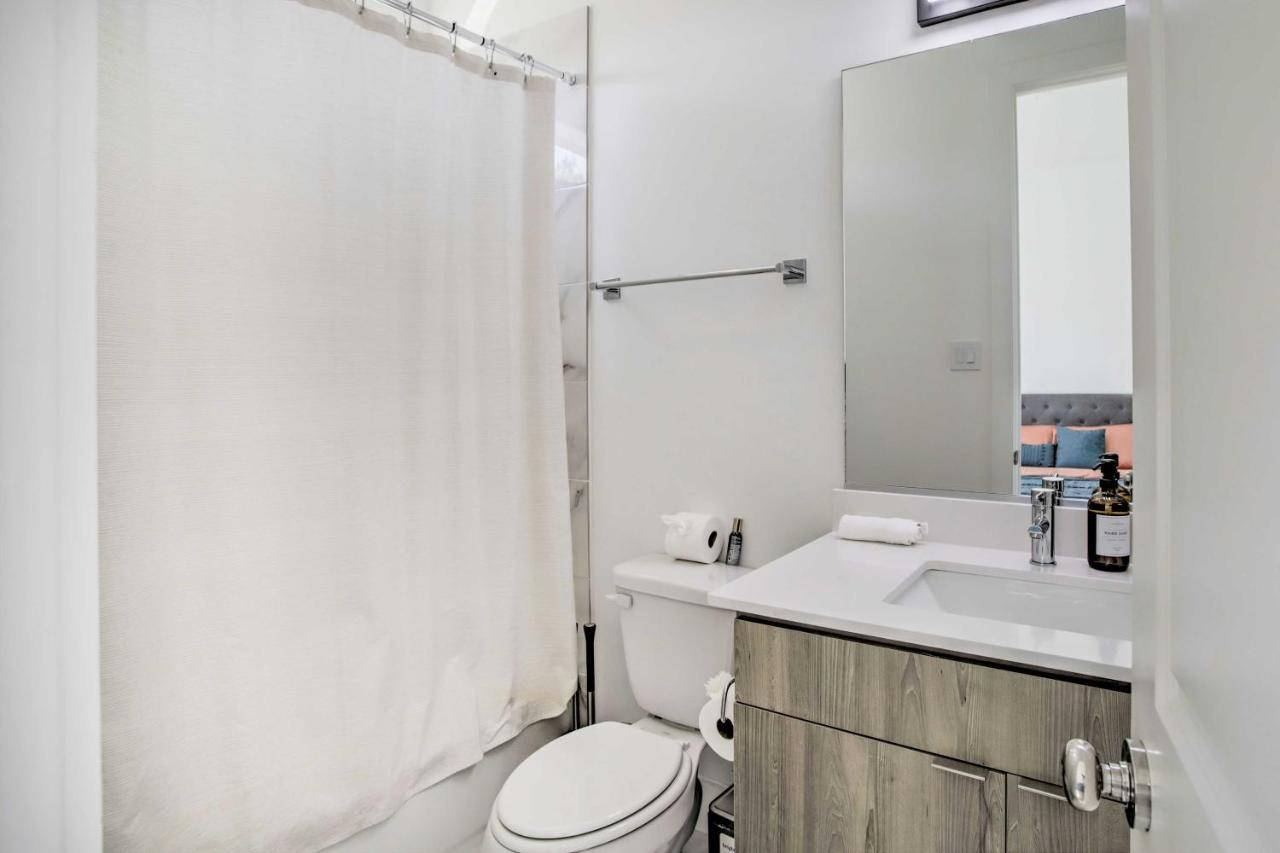 Newly-Built Luxury Galleria Area Townhome! Houston Bagian luar foto