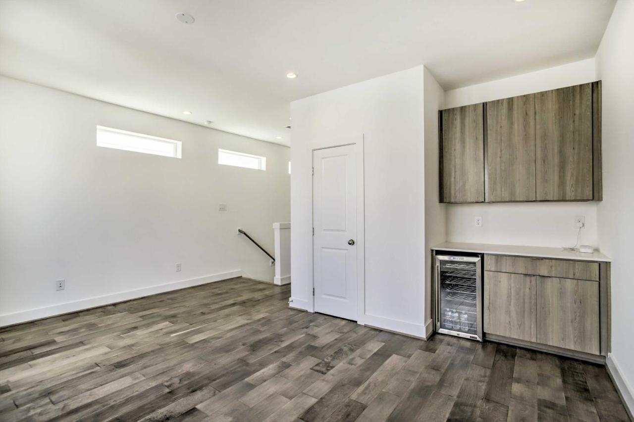 Newly-Built Luxury Galleria Area Townhome! Houston Bagian luar foto